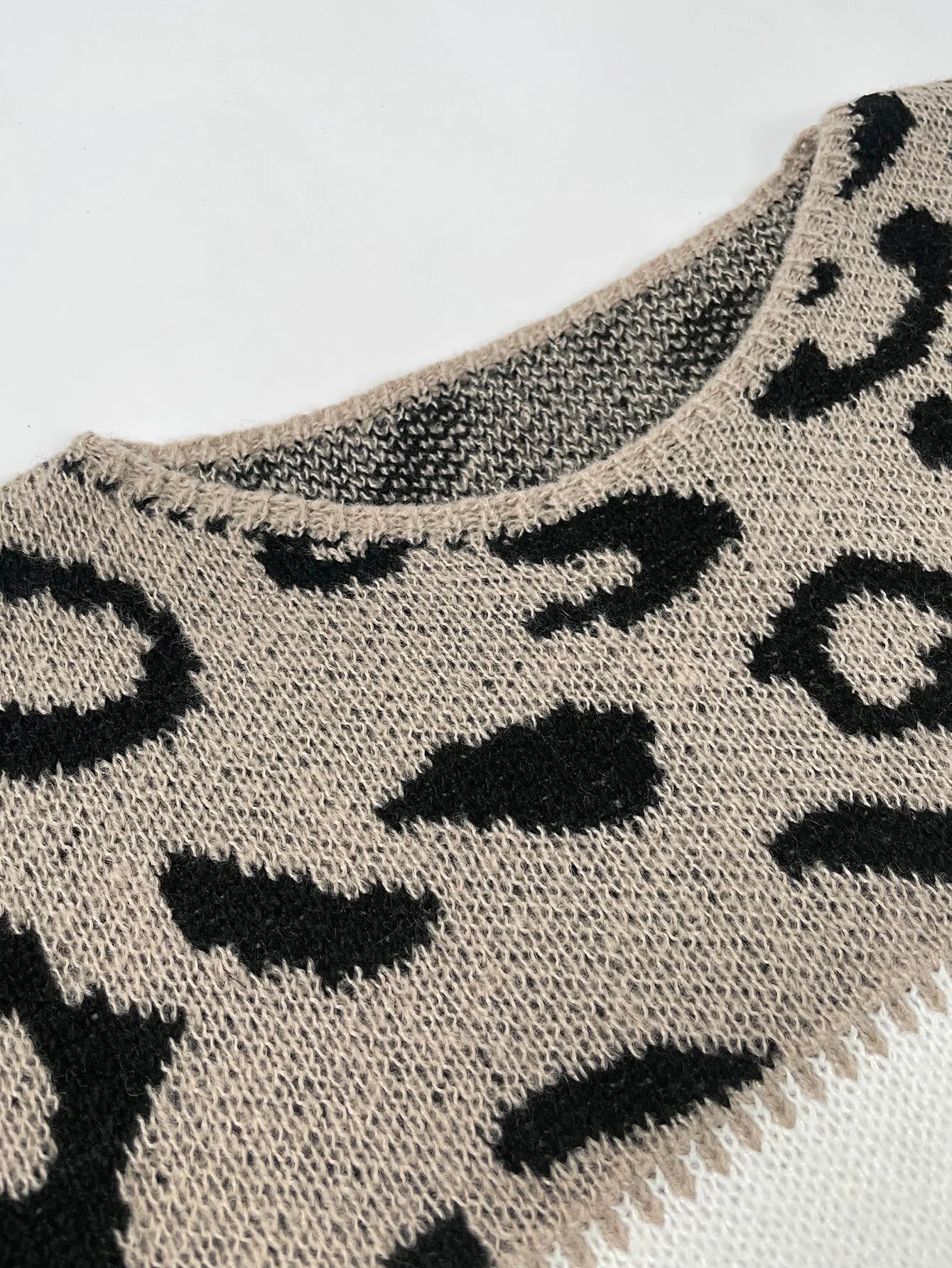 Penélope™ - Suéter de Moda con Estampado de Leopardo