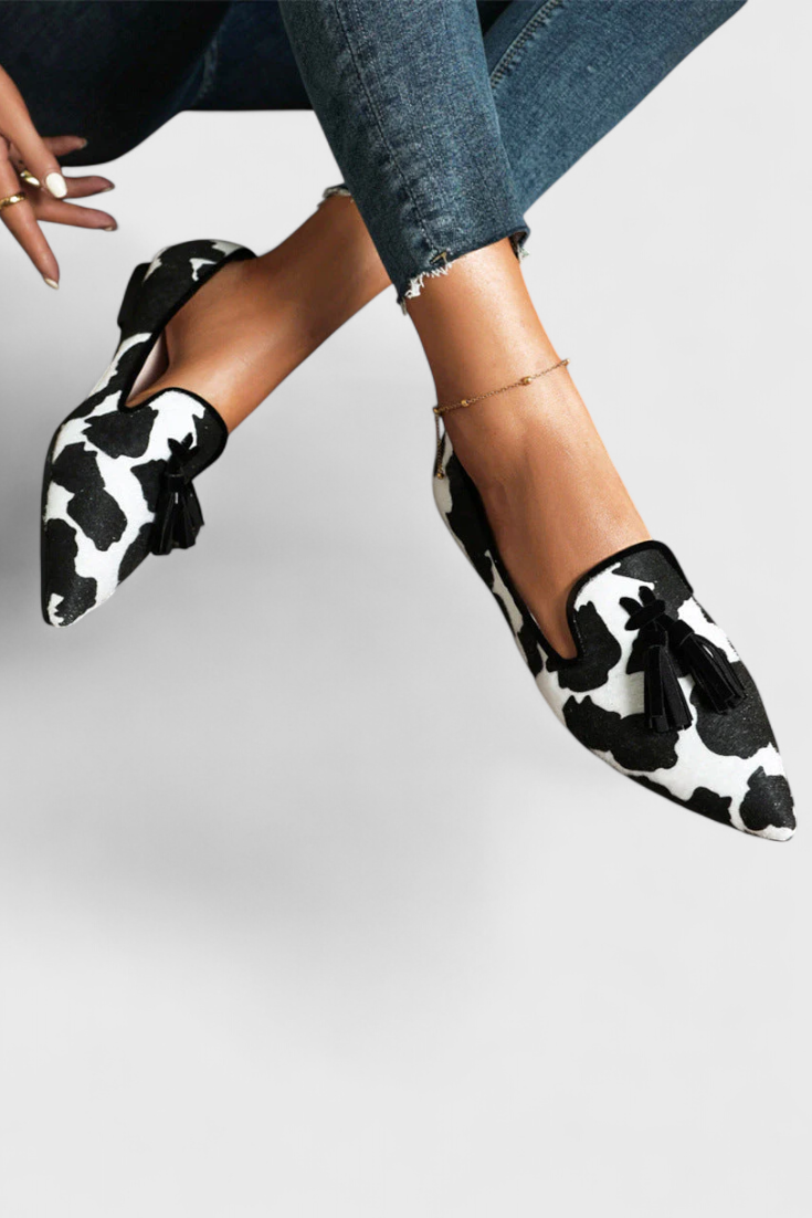 Mocasines Fermina Elegantes con Punta Afilada y Diseño Bicolor