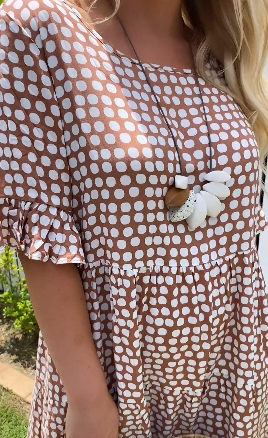 Zora | Vestido midi de manga corta Sable