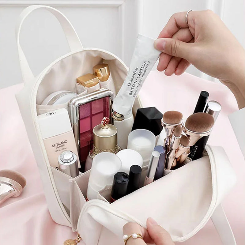 Amelia™ Graceful Allure | Bolsa de Belleza