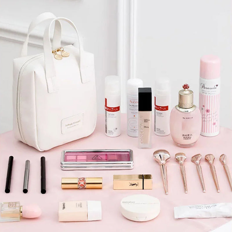 Amelia™ Graceful Allure | Bolsa de Belleza