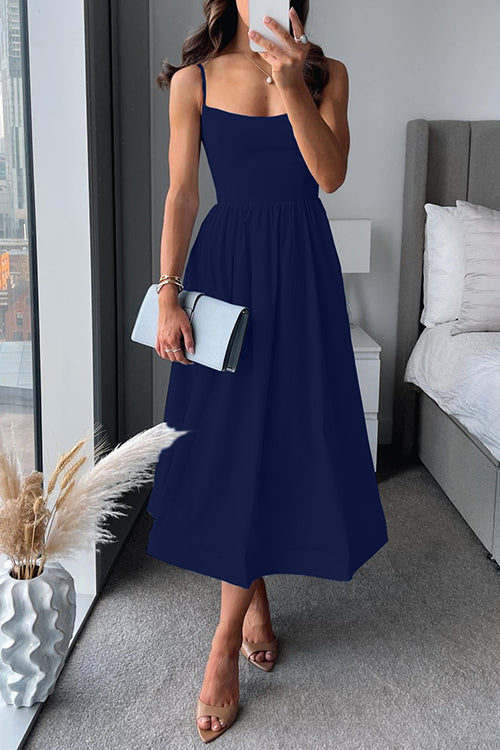Martina™ | Vestido Midi con Tirantes Finos