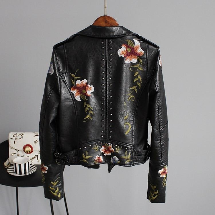 Lily™ - Chaqueta Floral Moderna con Detalles Hechos a Mano