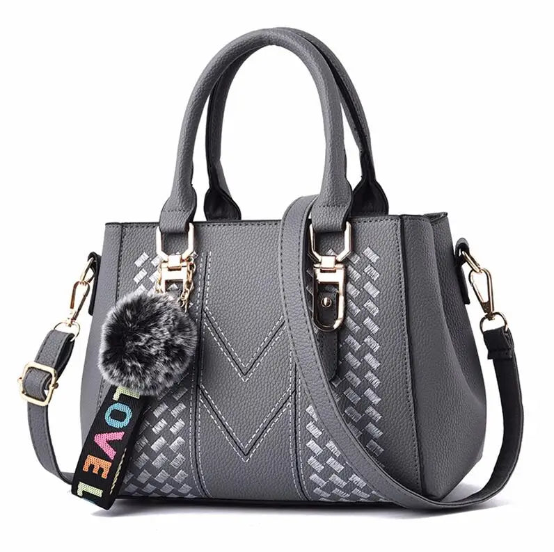 Amelia™ - Bolsa de hombro bordada
