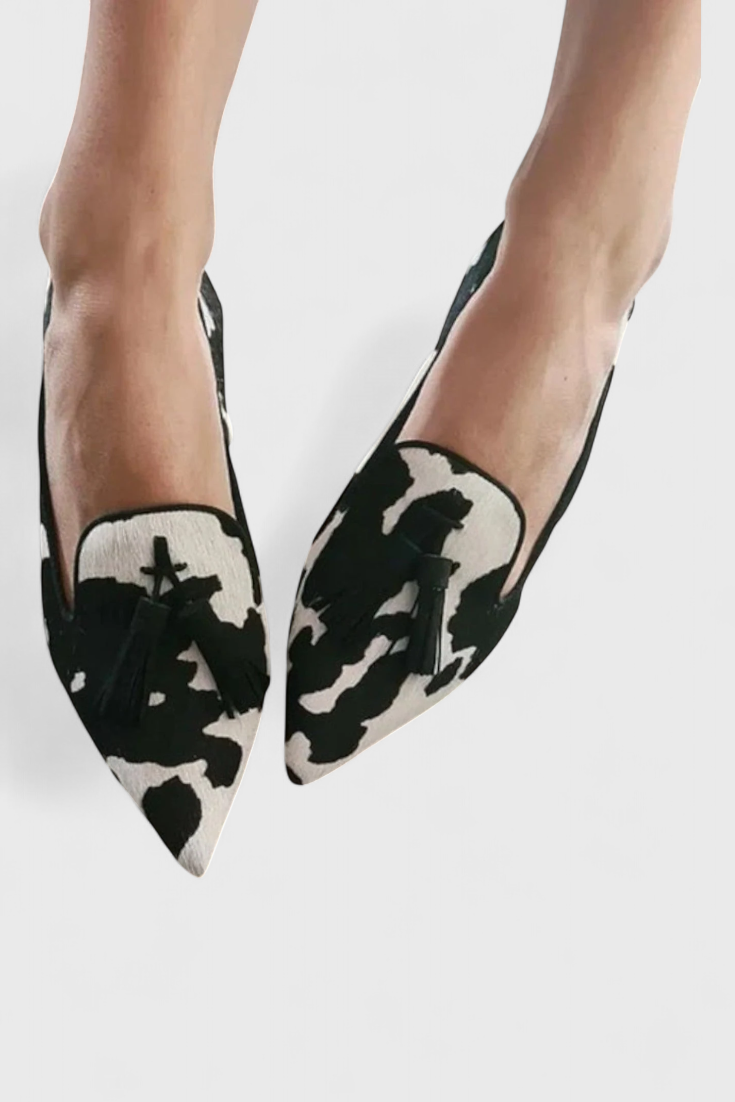 Mocasines Fermina Elegantes con Punta Afilada y Diseño Bicolor
